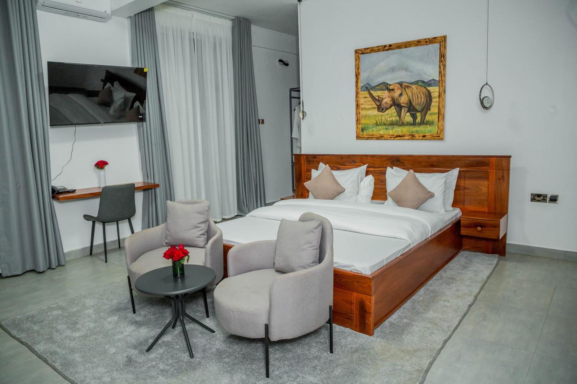 Shose Farmhouse Chalets & Campsite Моши Экстерьер фото